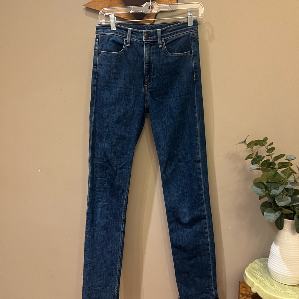 Woman’s Rag & Bone jeans pre owned condition size 25